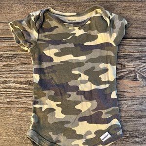Gerber Cameo Onesie - 3-6M